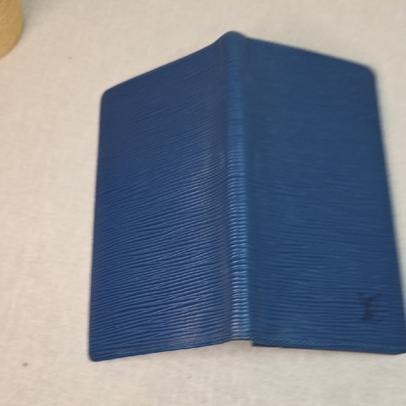 Louis Vuitton Epi Blue Wallet - Picture 12 of 12